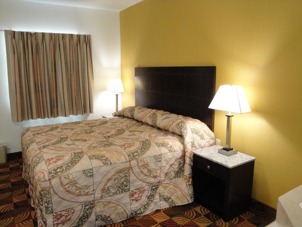 Hotel Sands & Woodward
