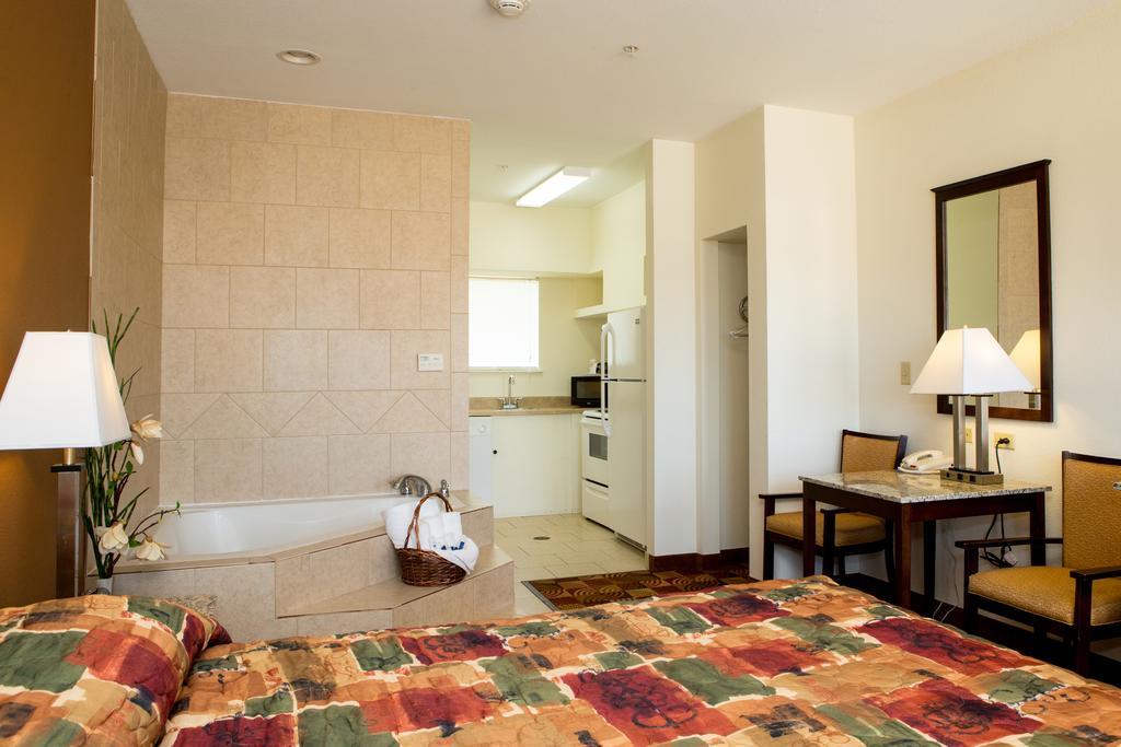 Sands & Hotel 3*